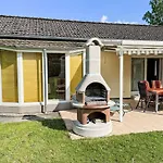 Alexorella By Interhome