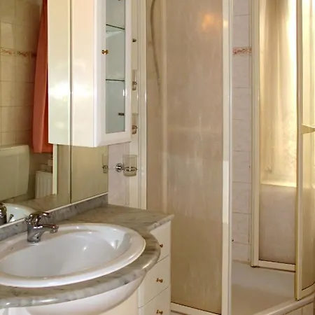 Alexorella By Interhome